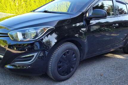 Hyundai i20 77.000 km 6.750 &euro; Frohburg 04654