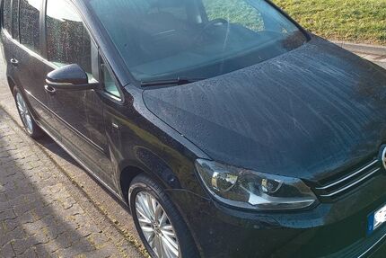VW Touran 129.000 km 11.999 &euro; Lohmar 53797