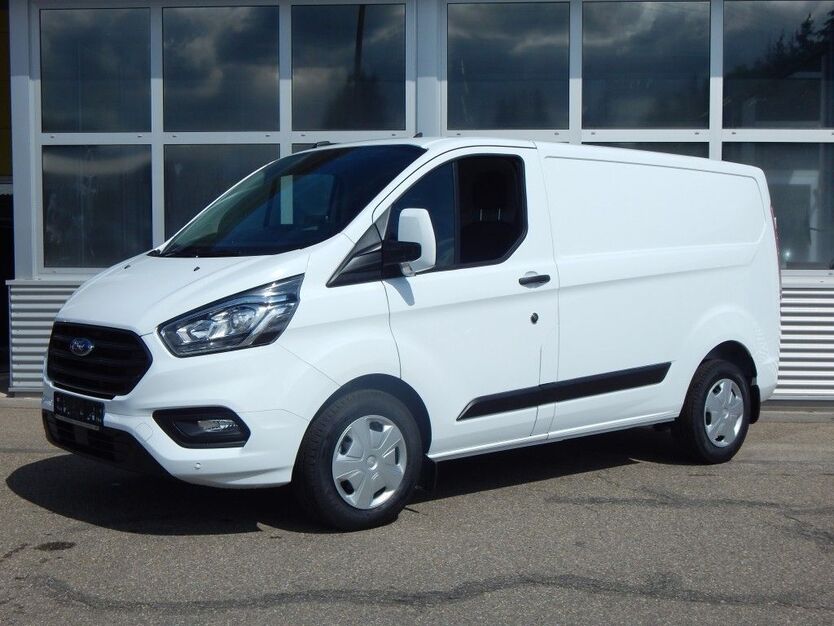 Ford Transit Custom 6.500 km 33.490 € Schramberg 78713
