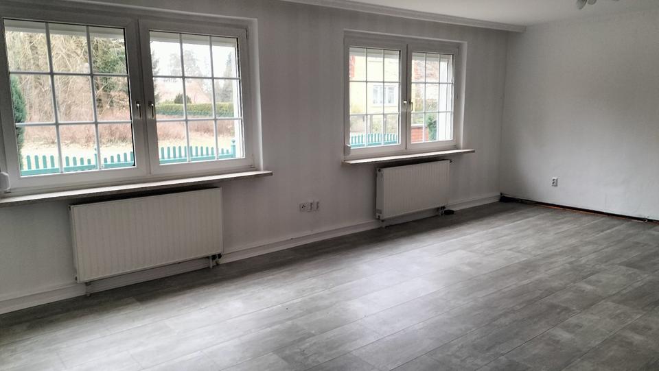 Charmantes Einfamilienhaus mit Pool und 3 Zimmer 3 zimmer