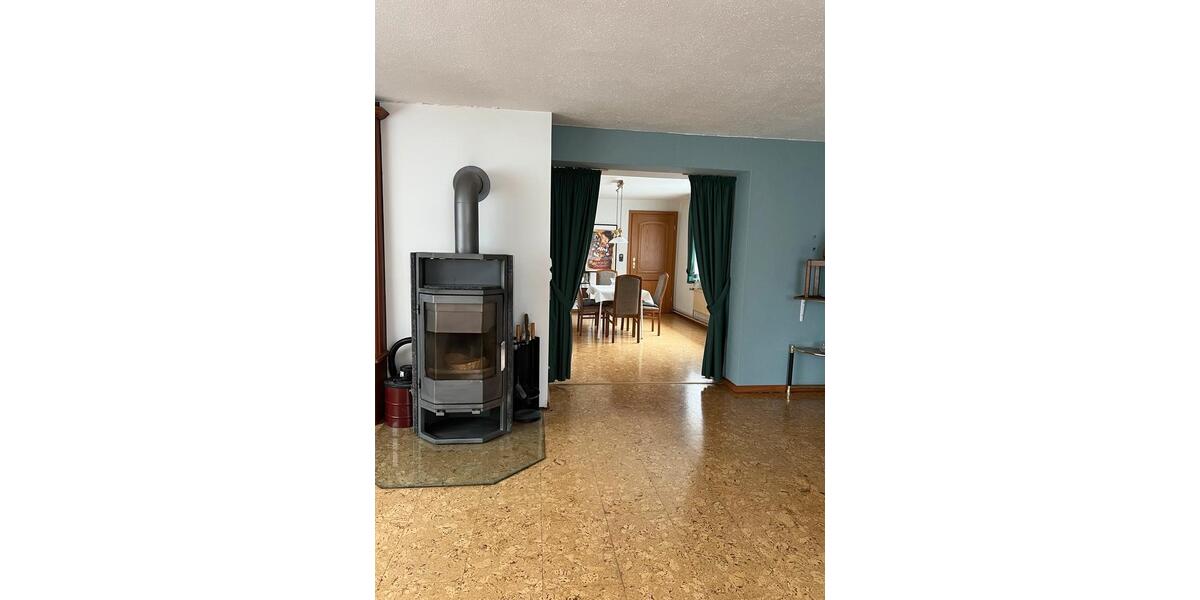 Einfamilienhaus Königslutter am Elm - 8.5 Zimmer, 240 m&sup2;, 210.000&euro; | Angebot:26760098