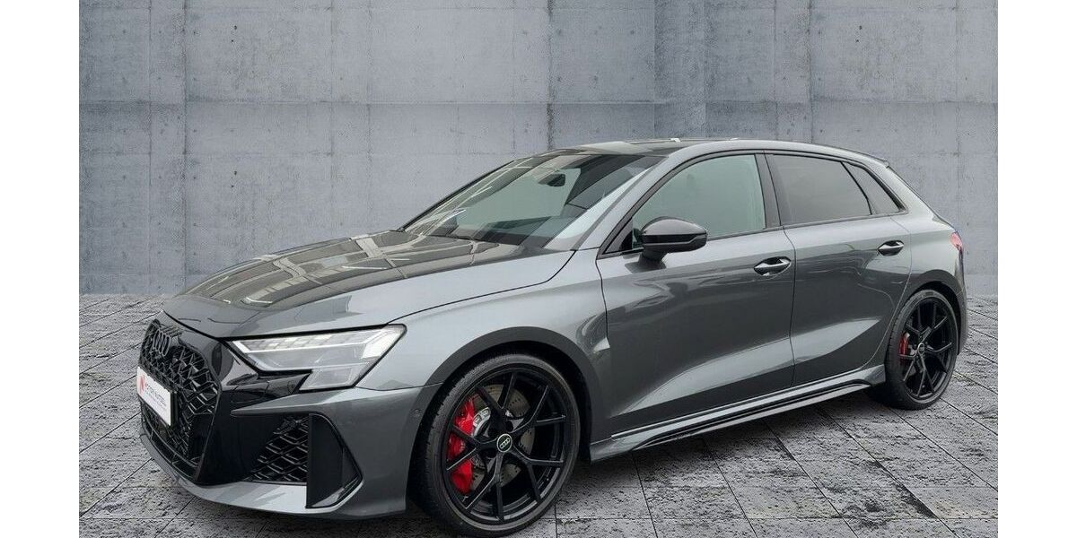 Audi RS3 6.939 km 61.490 &euro; Bayreuth 95448
