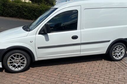 Opel Combo 100.200 km 3.500 &euro; Sinntal 36391