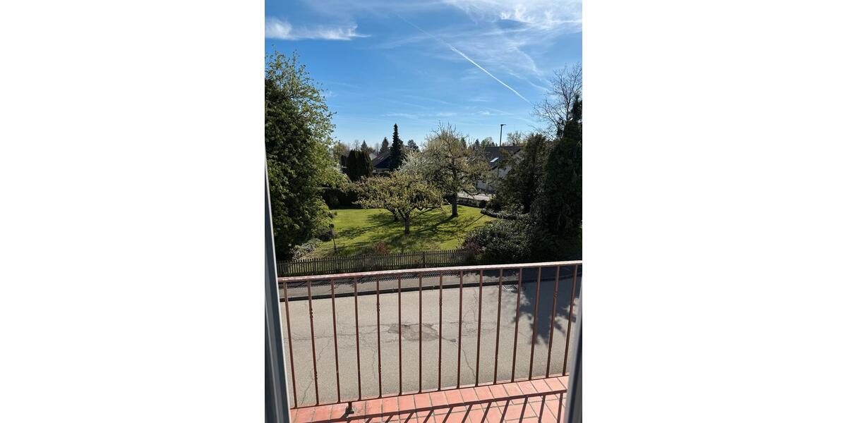 Dachgeschoßwohnung Laichingen - 3.5 Zimmer, 85 m&sup2;, 920&euro; | Angebot:26335053