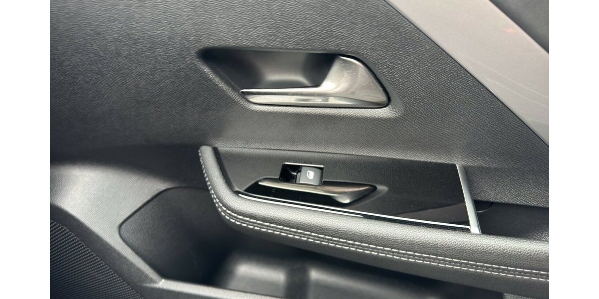 Opel Astra L GS Lim.5 *AHK/Head-up/Navi/LED/Winterpaket 22.360 km 21.480 &euro; Bamberg 96052