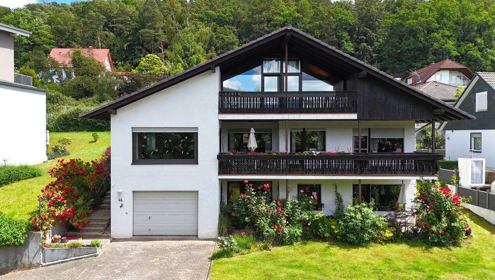 Einfamilienhaus Bad König - 7 Zimmer, 175 m&sup2;, 439.000&euro; | Angebot:26886865