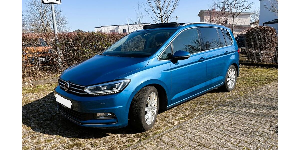 VW Touran 148.500 km 17.900 &euro; Vallendar 56179