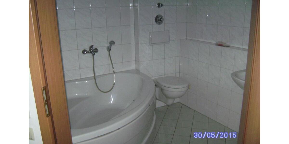 Etagenwohnung Schöllnach - 2 Zimmer, 62 m&sup2;, 150.000&euro; | Angebot:24703884