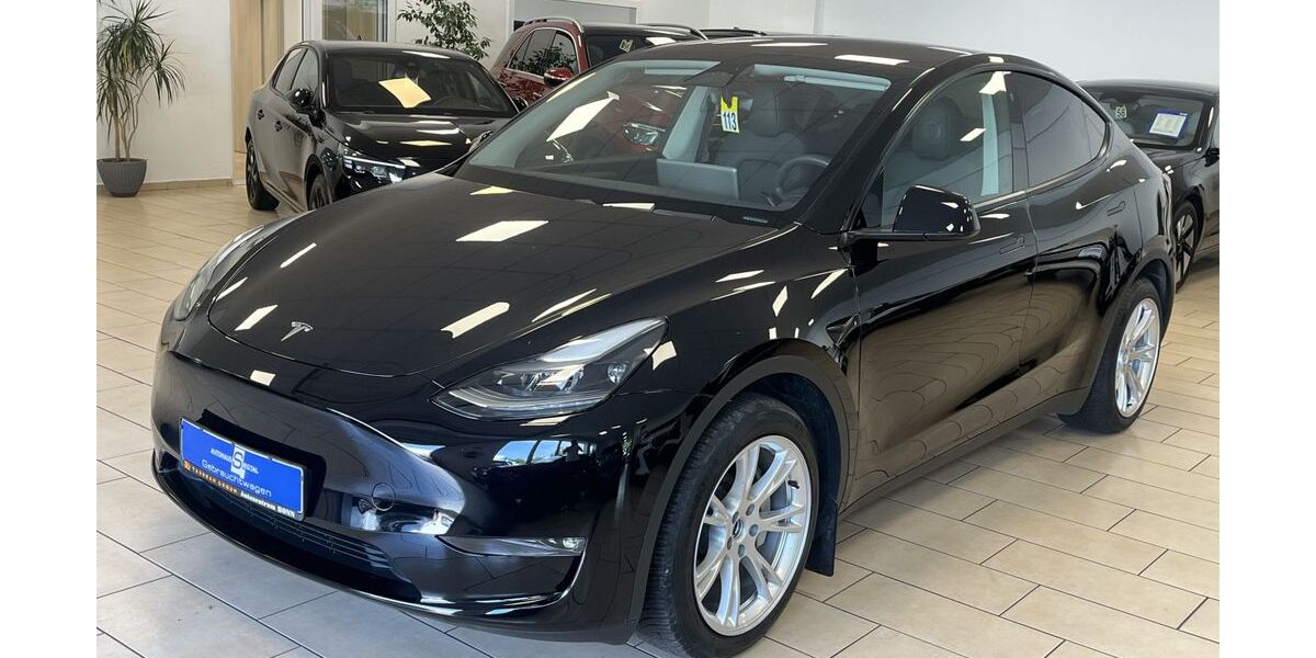 Tesla Model Y 51.747 km 37.400 &euro; Bonn 53227