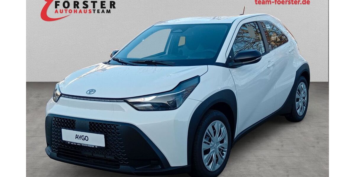 Toyota Aygo (X) 2.500 km 20.790 &euro; Pirna 01796