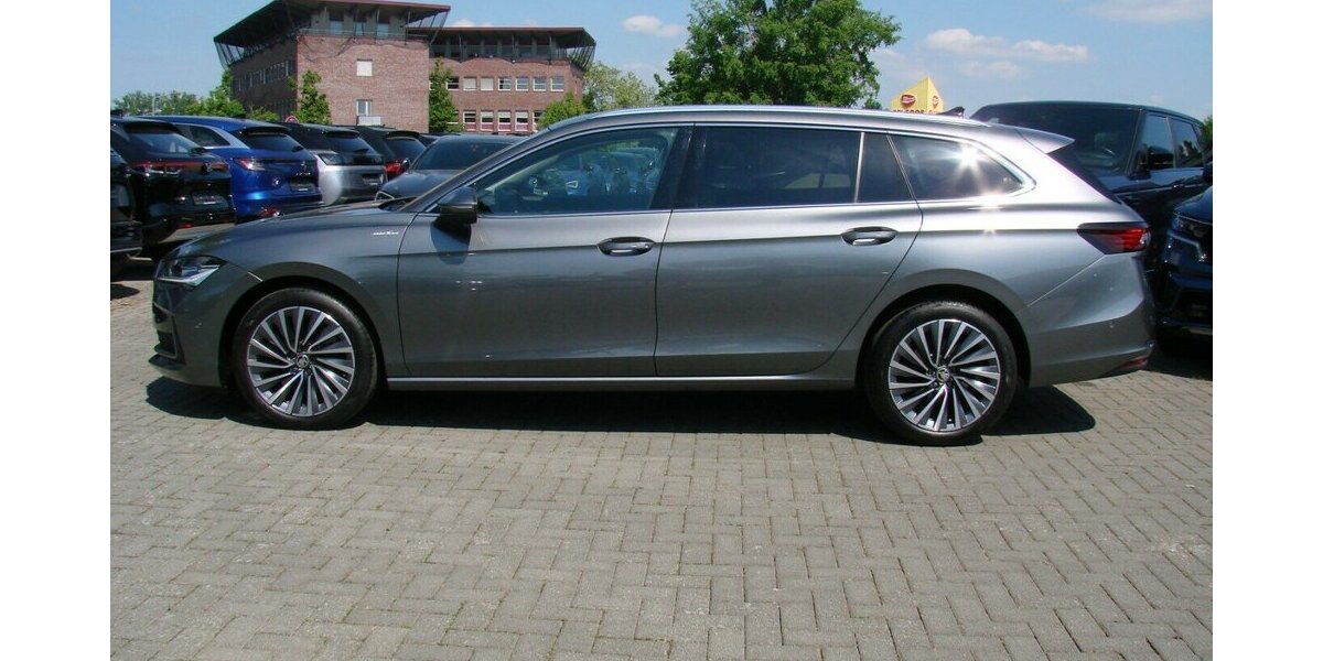 Skoda Superb 2.0TDi L&K 4x4 ACC LED AHK H&K 360º 41.532 km 39.980 &euro; Falkensee 14612