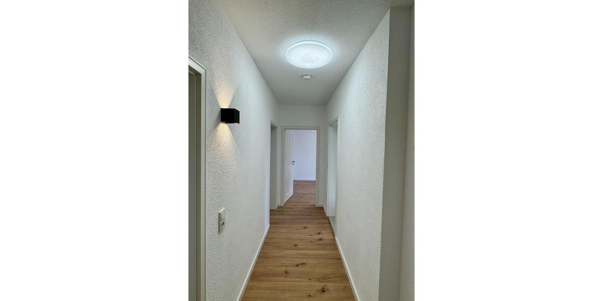 Erdgeschoßwohnung Saarbrücken West - 4 Zimmer, 80 m&sup2;, 1.040&euro; | Angebot:26396900