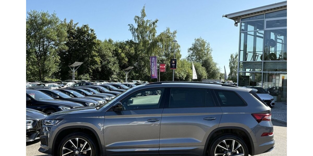 Skoda Kodiaq Sport Line KAMERA/NAVI/KEYLESS/MEMORY/AHK 97.362 km 28.900 &euro; Villingen-Schwenningen 78054