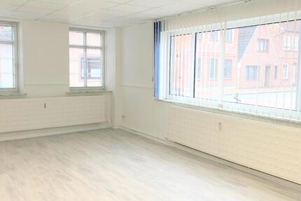 Wohnung Tönning - 2 Zimmer, 75 m&sup2;, 580&euro; | Angebot:25281158