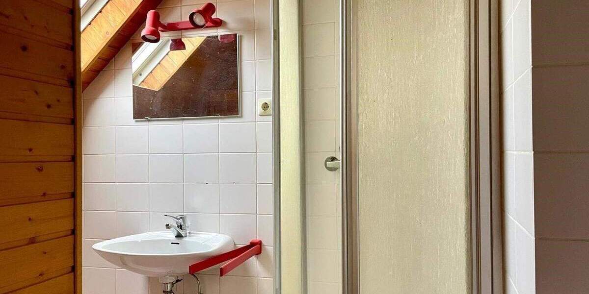 Doppelhaushälfte Bonn Vilich - 7 Zimmer, 137 m&sup2;, 598.000&euro; | Angebot:25916335