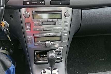 Toyota Avensis 87.000 km 3.500 € Heilbronn 74074