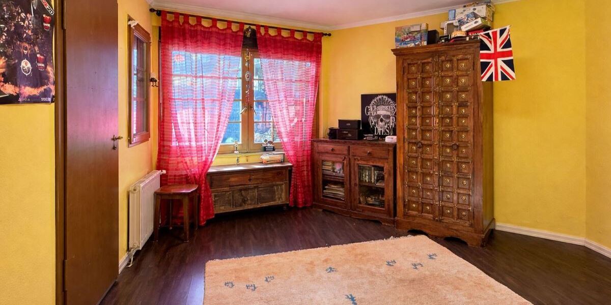 Frankfurt-Griesheim: Große Doppelhaushälfte in gesuchter Lage! - Doppelhaushälfte Frankfurt am Main West | Angebot:25305384