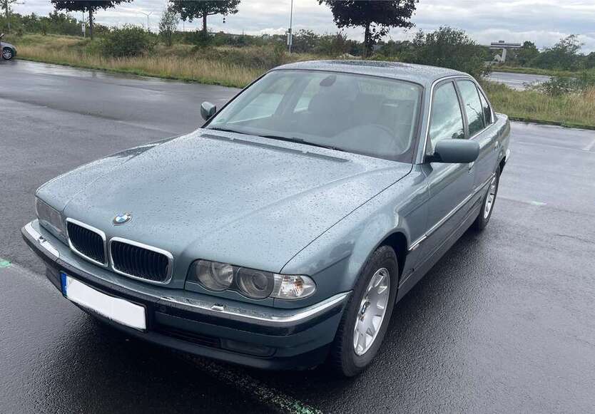 740
