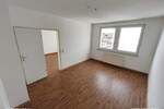 Etagenwohnung Waltershausen - 2 Zimmer, 50 m&sup2;, 350&euro; | Angebot:24872222