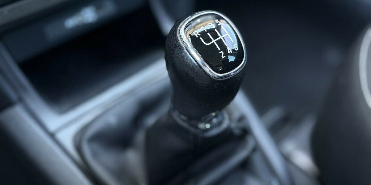 Skoda Yeti 1.2 TSI Drive KAMERA/NAVI/CARPLAY/1.HAND 92.596 km 11.900 &euro; Villingen-Schwenningen 78054