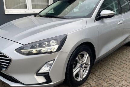 Ford Focus 54.998 km 19.499 &euro; Leuna 06237