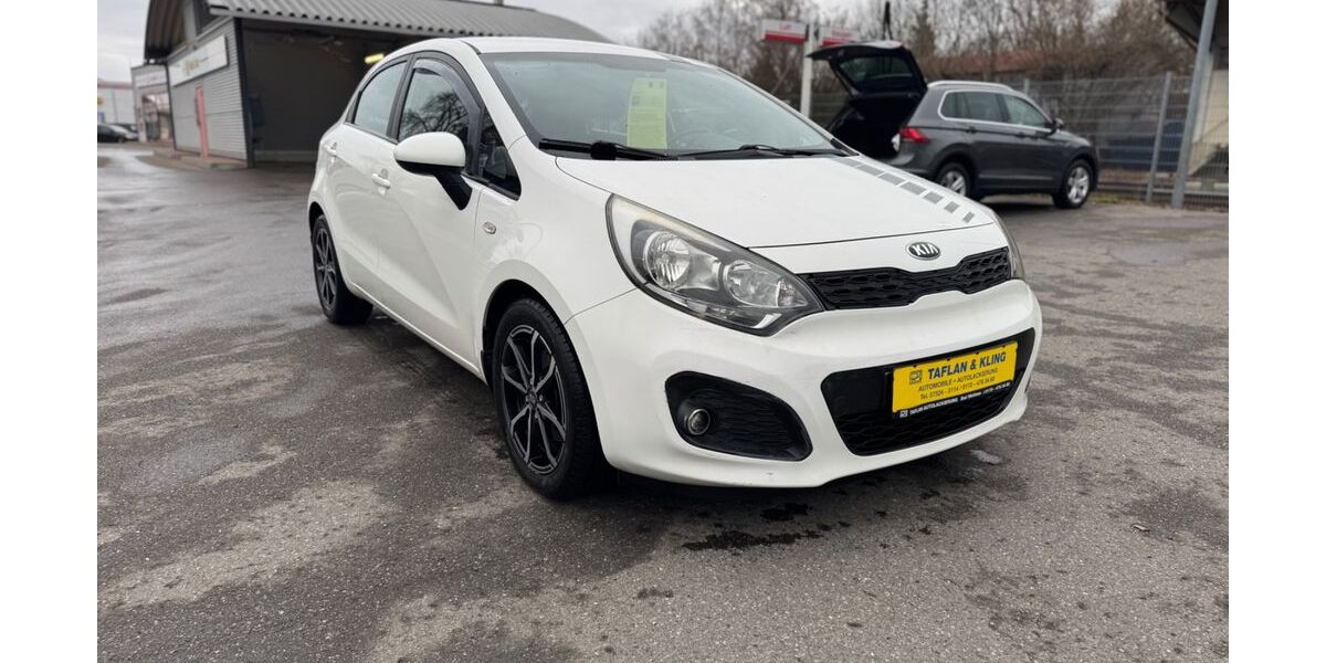 Kia Rio 170.000 km 4.875 &euro; Bad Waldsee 88339