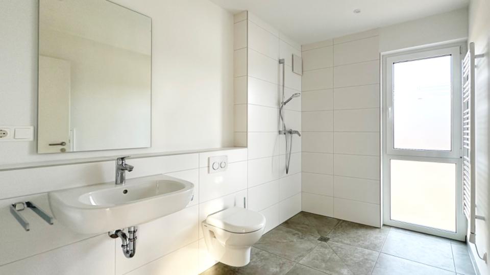 Etagenwohnung Lahr (Schwarzwald) - 3 Zimmer, 102 m&sup2;, 1.160&euro; | Angebot:26313899