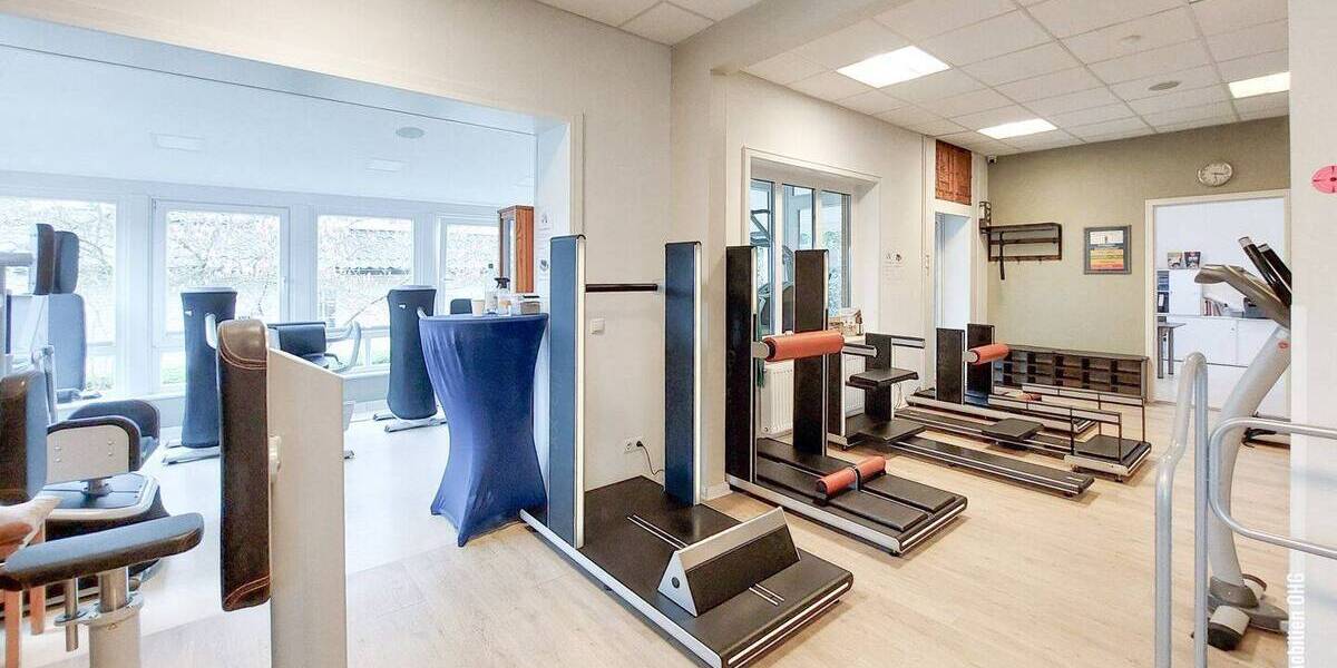 Gewerbeobjekt Drochtersen - 1 Zimmer, 235 m&sup2;, 2.900&euro; | Angebot:26798460