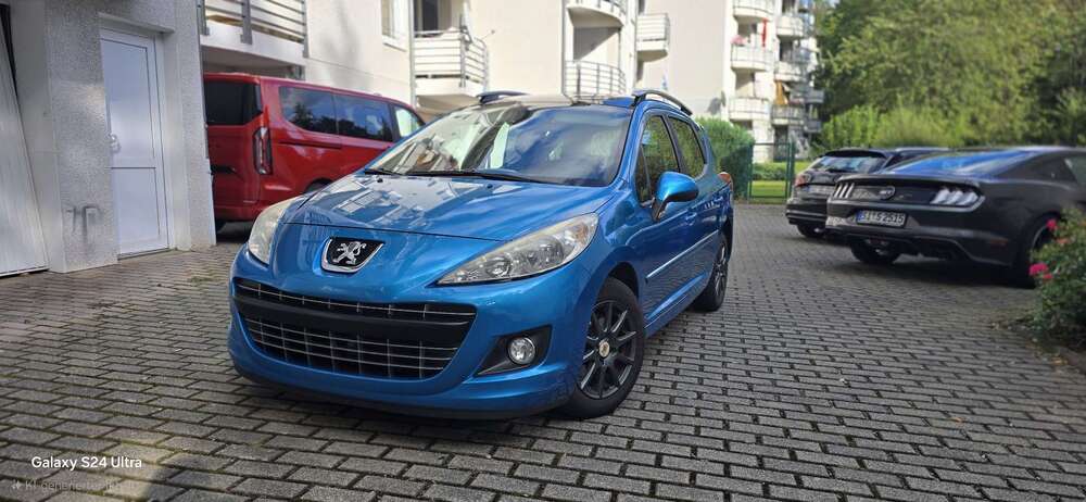 Peugeot 207 214.000 km 2.200 &euro; Siegen 57078