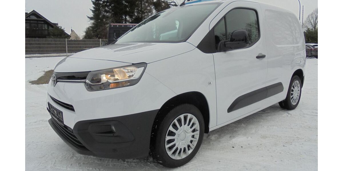 Toyota Proace City 43.500 km 17.493 &euro; Bremervörde 27432
