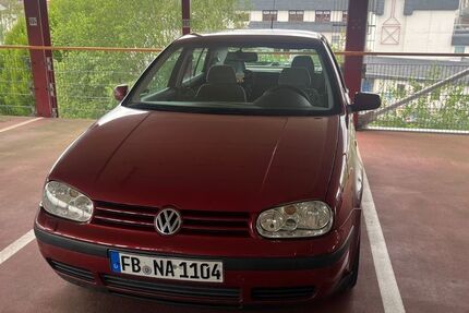 VW Golf 173.000 km 1.490 &euro; Büdingen 63654
