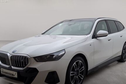 BMW i5 27.776 km 61.402 &euro; München 80939