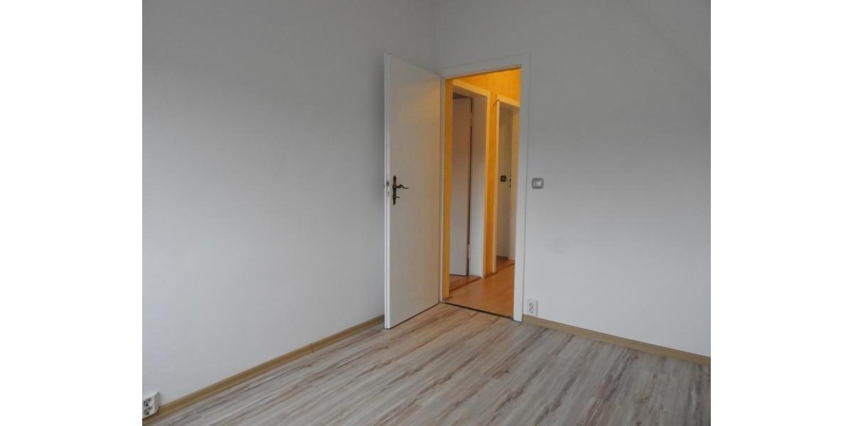 Etagenwohnung Müllrose - 6 Zimmer, 109 m&sup2;, 1.100&euro; | Angebot:26380682