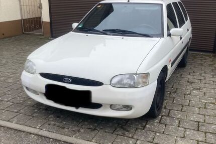 Ford Escort 96.500 km 800 &euro; Rutesheim 71277