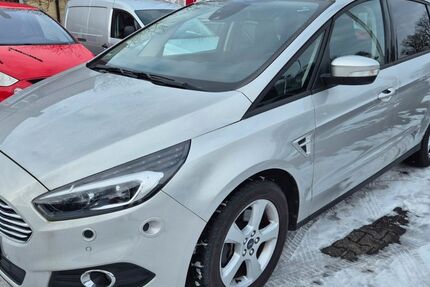 Ford S-Max 87.000 km 13.900 &euro; Detmold 32756