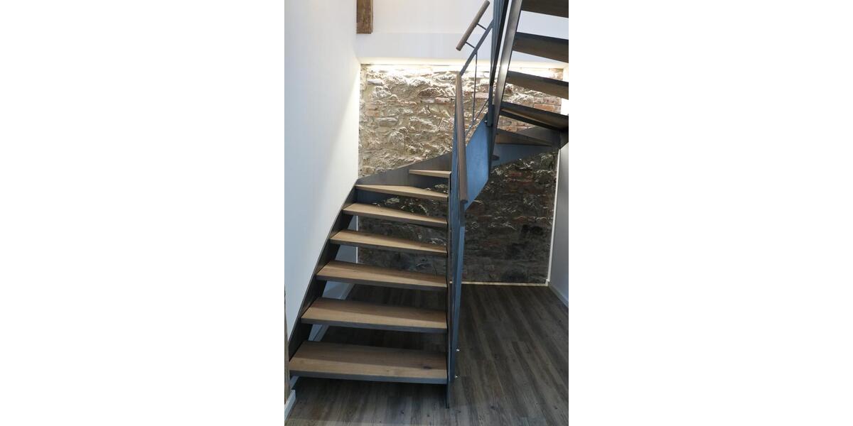 Maisonettenwohnung Windischeschenbach - 4 Zimmer, 136 m&sup2;, 1.500&euro; | Angebot:25379615