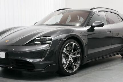 Porsche Taycan 34.847 km 94.890 € Oldenburg 26123