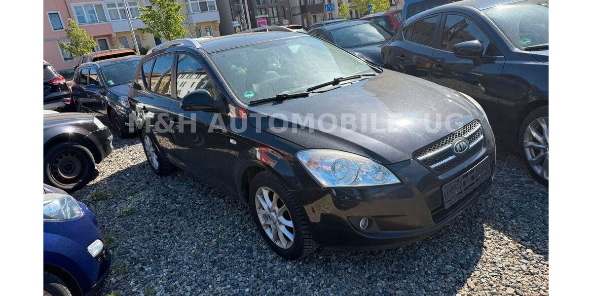 Kia ceed / Ceed 158.000 km 2.999 &euro; Braunschweig 38118