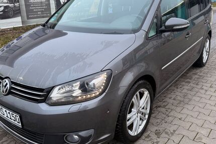 VW Touran 210.000 km 7.600 &euro; Augsburg 86169
