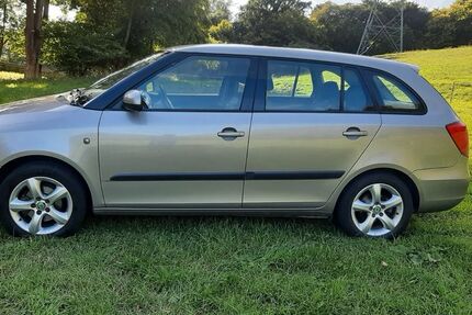 Skoda Fabia 123.000 km 4.500 € Saalfeld 07318