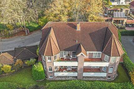 Bezugsfrei! Geräumige 3 ZKB Wohnung mit Balkon, Hobbykeller mit Bad & Carport! In bester Lage! 3 zimmer