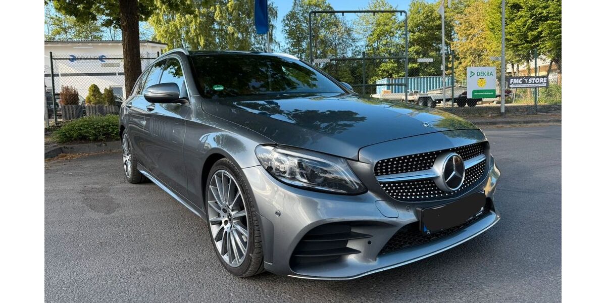 Mercedes-Benz C 300 218.846 km 19.990 &euro; Niederelbert 56412