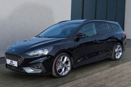 Ford Focus 43.140 km 26.450 € Goslar 38644