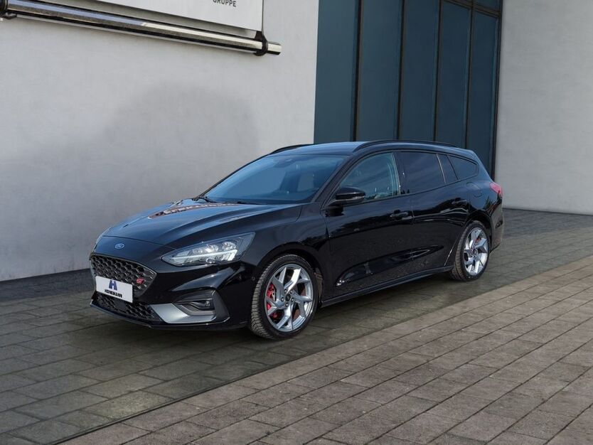 Ford Focus 43.140 km 26.450 € Goslar 38644