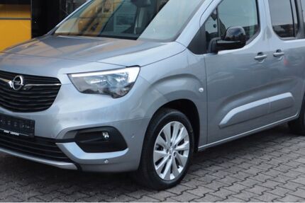 Opel Combo Life 20.300 km 22.900 &euro; Ulm 89073