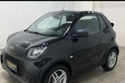 Smart ForTwo 13.700 km 11.679 € Mosbach-Neckarelz 74821