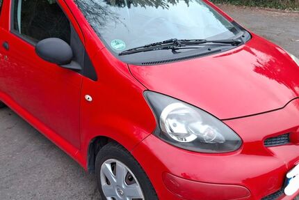 Toyota Aygo (X) 70.400 km 2.250 &euro; Hessisch Oldendorf 31840
