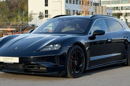 Porsche Taycan 24.600 km 102.890 &euro; Kaiserslautern 67657