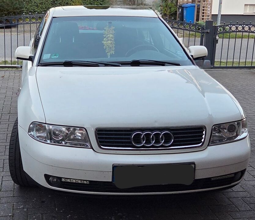Audi A4 135.000 km 1.700 € Weddelbrook 24576