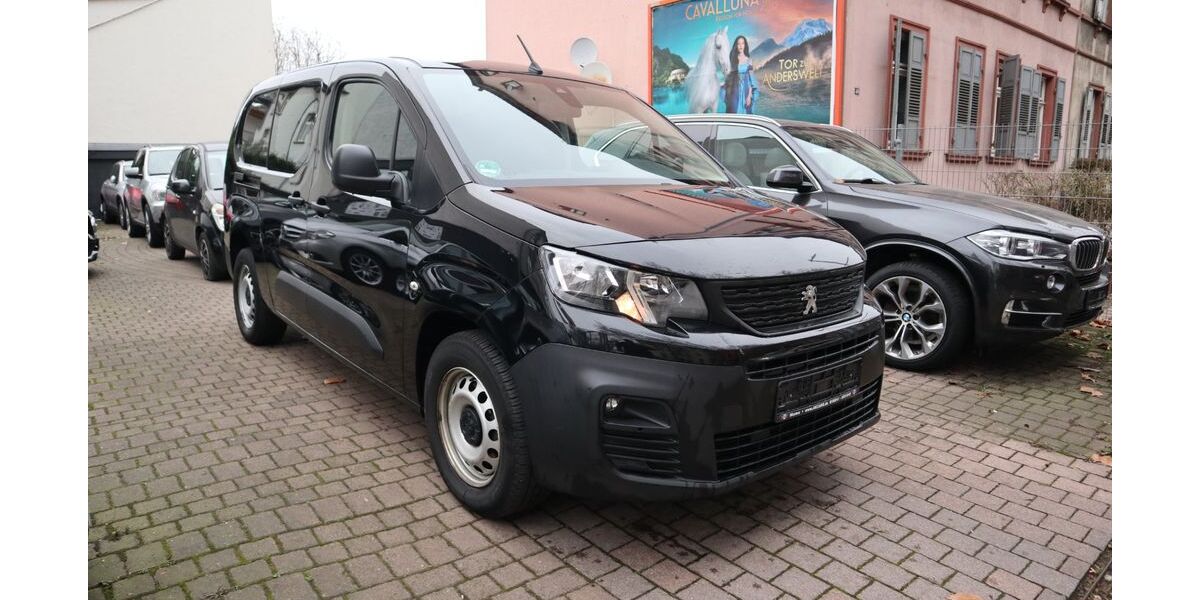 Peugeot Partner 89.900 km 15.100 &euro; Worms 67547